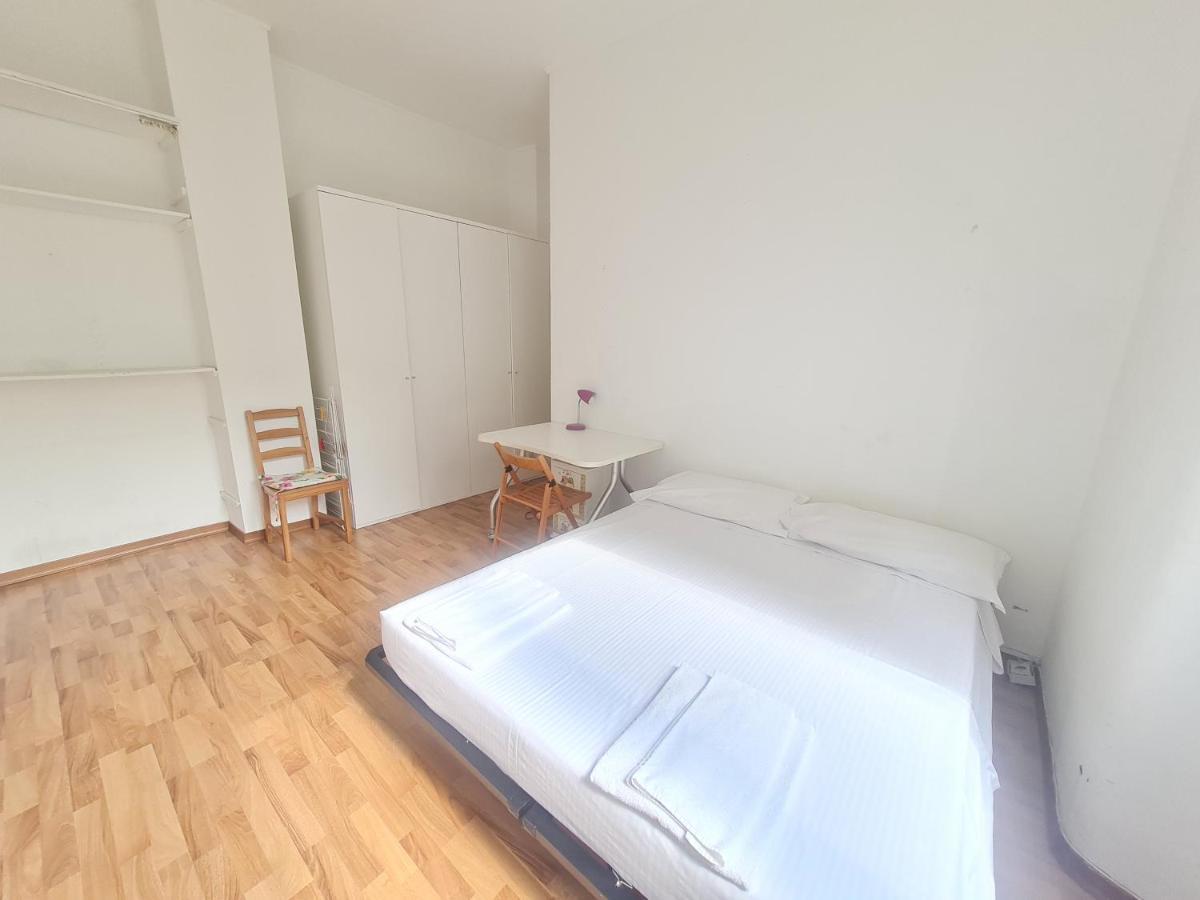 Santa Maria Valle Apartment Milan Luaran gambar